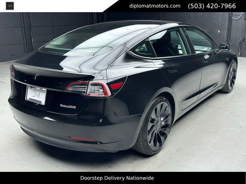 Used 2021 Tesla Model 3 Performance image 7