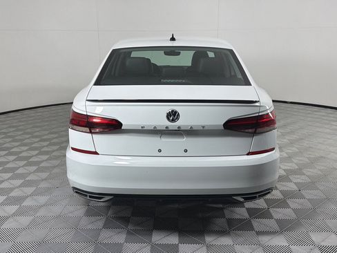 Used 2020 Volkswagen Passat 2.0T R-Line FWD image 6