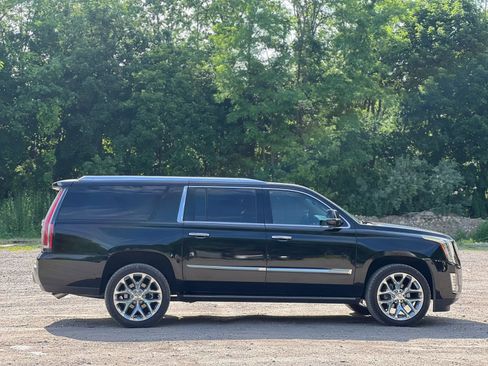 Used 2016 Cadillac Escalade ESV Premium AWD/4WD image 7