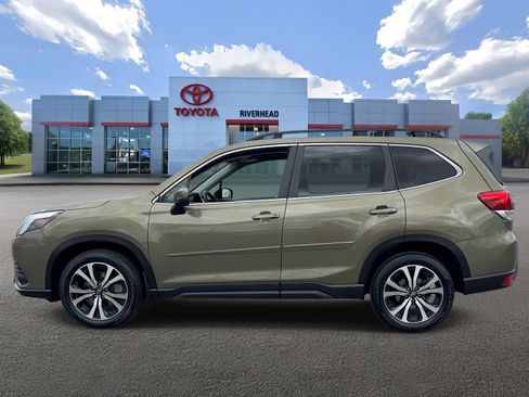 Used 2023 Subaru Forester Limited AWD/4WD image 4
