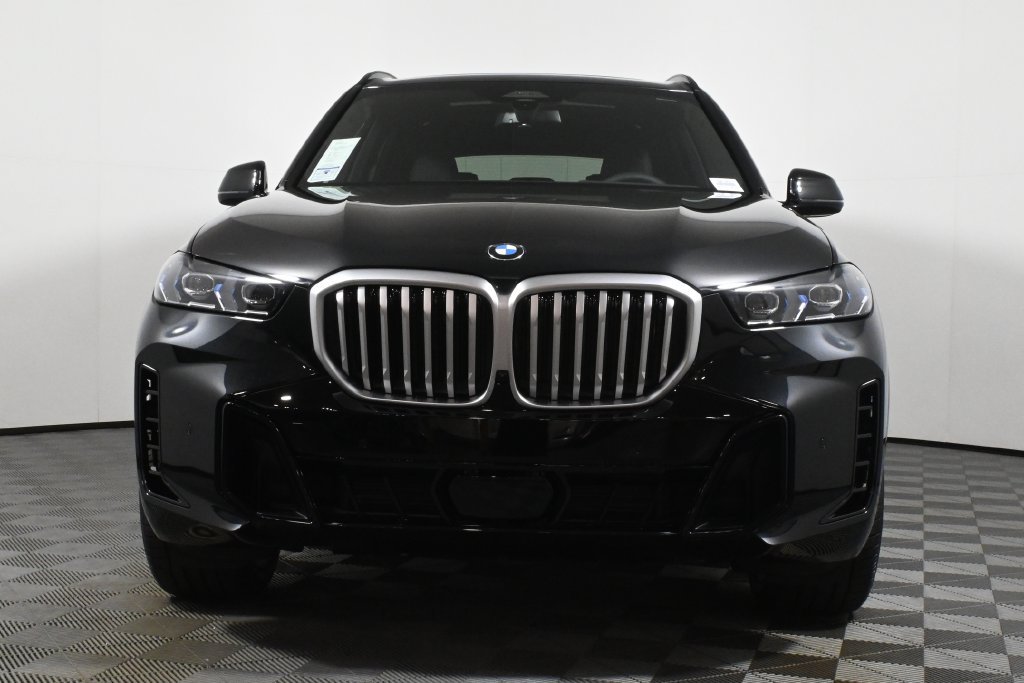 Used 2026 BMW X5 xDrive40i w/ M Sport Package AWD/4WD image 10