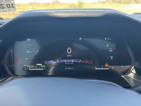 Used 2023 Jeep Grand Cherokee 30th Anniversary AWD/4WD image 15