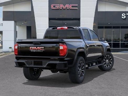 New 2026 GMC Canyon Denali image 4
