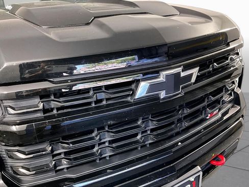 Certified 2023 Chevrolet Silverado 1500 LT Trail Boss w/ Convenience Package II AWD/4WD image 29