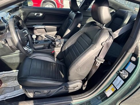 Used 2019 Ford Mustang Bullitt w/ Bullitt Electronics Package RWD image 6