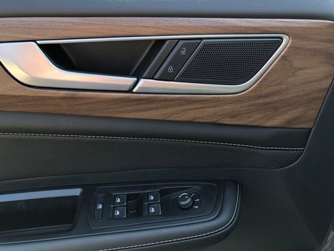 New 2026 Volkswagen Atlas SE AWD/4WD image 11
