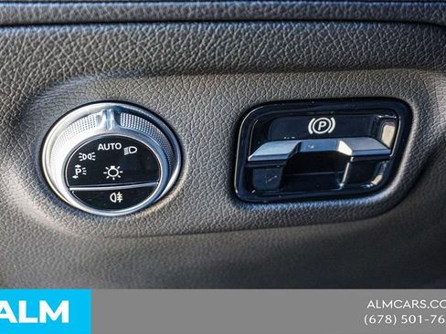 Used 2022 Mercedes-Benz EQS 580 4MATIC Sedan image 43