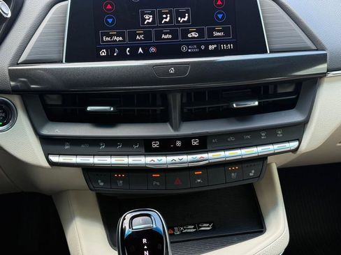 Used 2022 Cadillac CT4 Premium Luxury RWD image 19