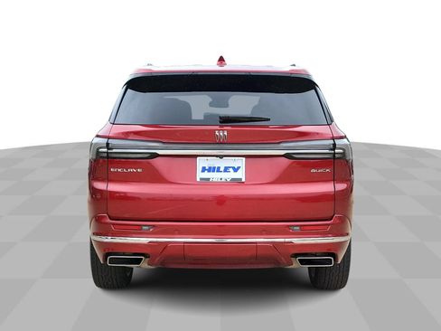 Used 2025 Buick Enclave Avenir w/ Trailering Package, 5000 lbs. FWD image 7