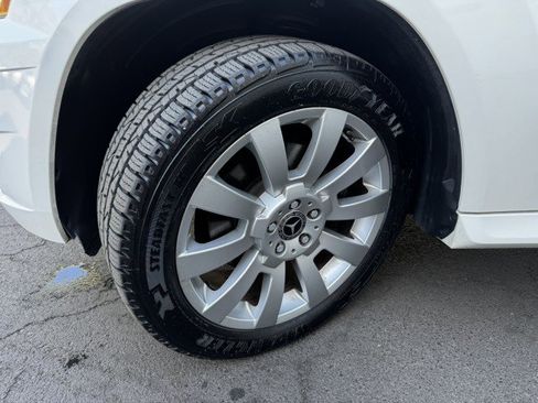 Used 2012 Mercedes-Benz GLK 350 4MATIC image 40