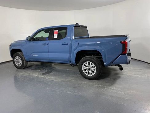 New 2026 Toyota Tacoma SR5 image 6