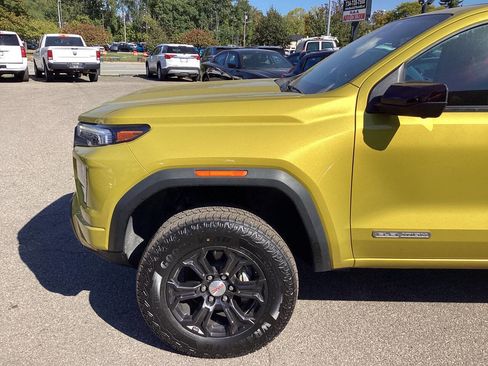 Used 2023 GMC Canyon Elevation w/ Convenience Package image 6