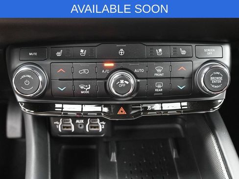 Used 2025 Dodge Durango R/T AWD/4WD image 24