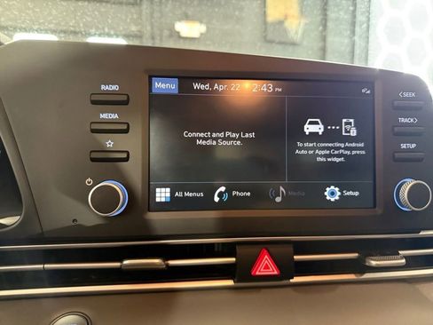 Used 2023 Hyundai Elantra SEL FWD image 19