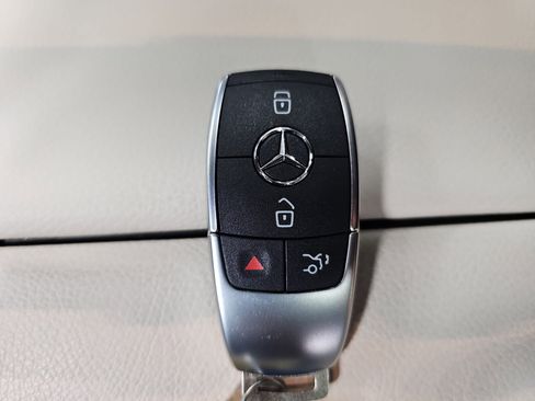 Certified 2026 Mercedes-Benz GLE 350 4MATIC image 37