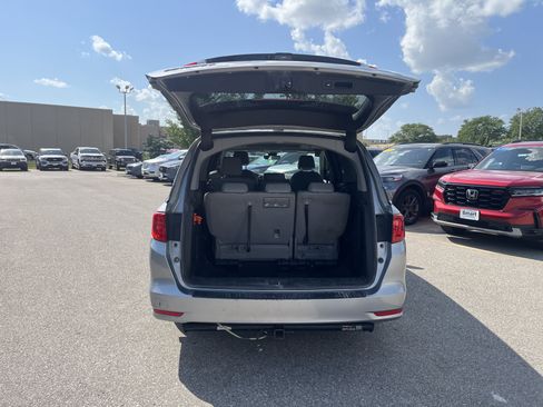 Used 2021 Honda Odyssey EX-L image 11
