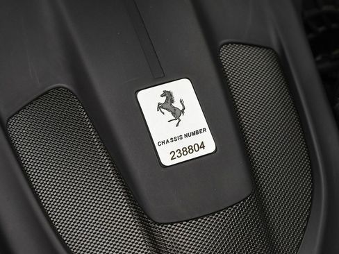 Certified 2019 Ferrari Portofino image 33