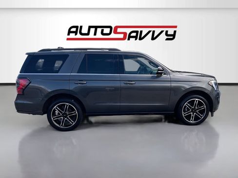 Used 2020 Ford Expedition Limited w/ Equipment Group 303A AWD/4WD image 8