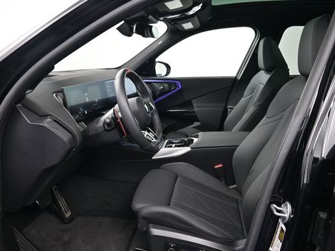 Used 2025 BMW X3 M50 w/ Premium Package image 4