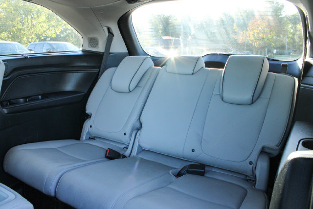 Used 2024 Honda Odyssey Elite image 34