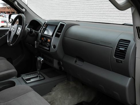 Used 2016 Nissan Frontier SV w/ SV Value Truck Package image 11