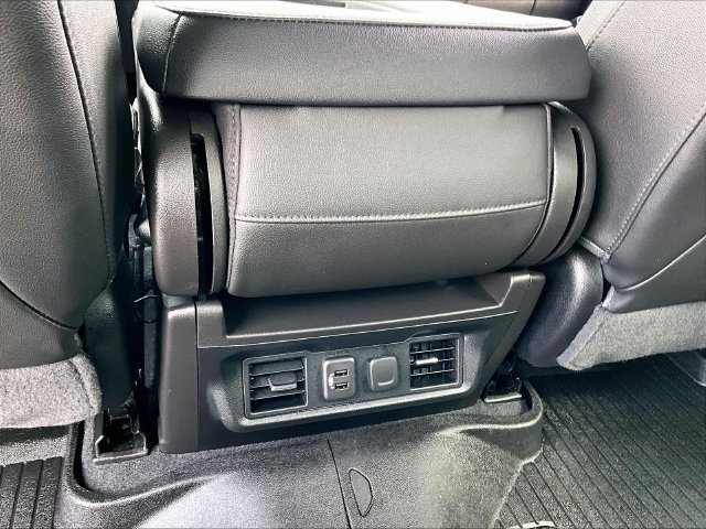 Used 2020 Chevrolet Silverado 1500 LT w/ All-Star Edition AWD/4WD image 28