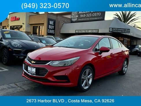 Used 2017 Chevrolet Cruze LT w/ Convenience Package image 1
