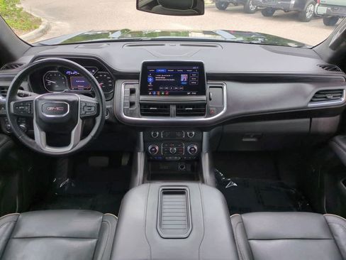 Used 2021 GMC Yukon SLT w/ SLT Premium Package AWD/4WD image 15