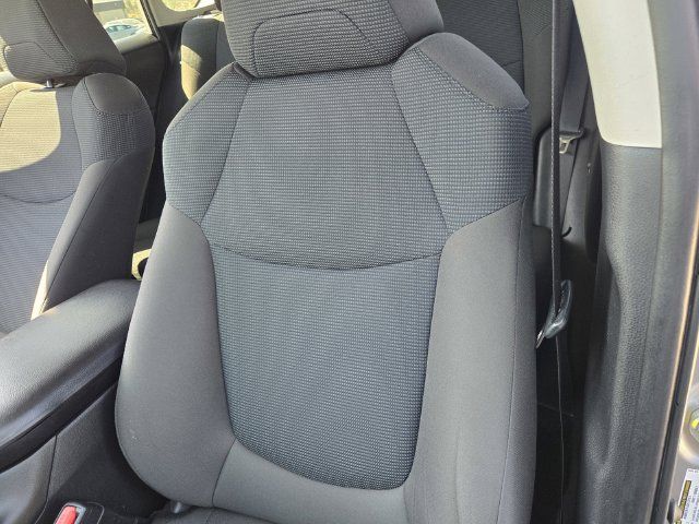 Used 2022 Toyota RAV4 LE w/ Carpet Mat Package (TMS) FWD image 14