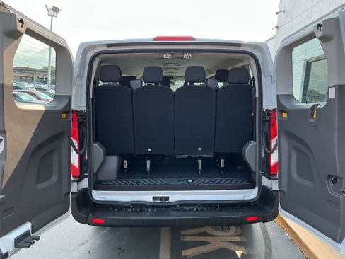 Used 2021 Ford Transit 350 XLT RWD image 24
