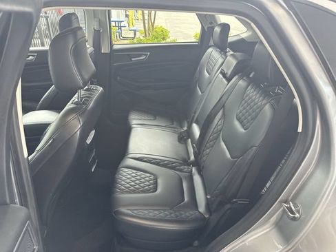 Certified 2024 Ford Edge Titanium AWD/4WD image 21