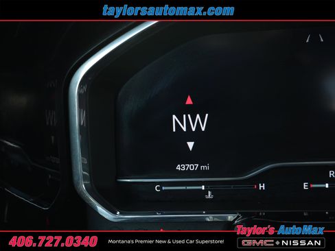 Used 2024 Chevrolet Silverado 2500 ZR2 w/ Technology Package AWD/4WD image 7