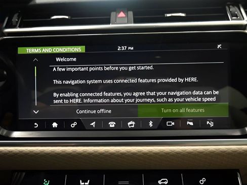 Used 2020 Land Rover Range Rover Velar R-Dynamic S AWD/4WD image 26