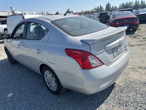 Used 2014 Nissan Versa SV image 7
