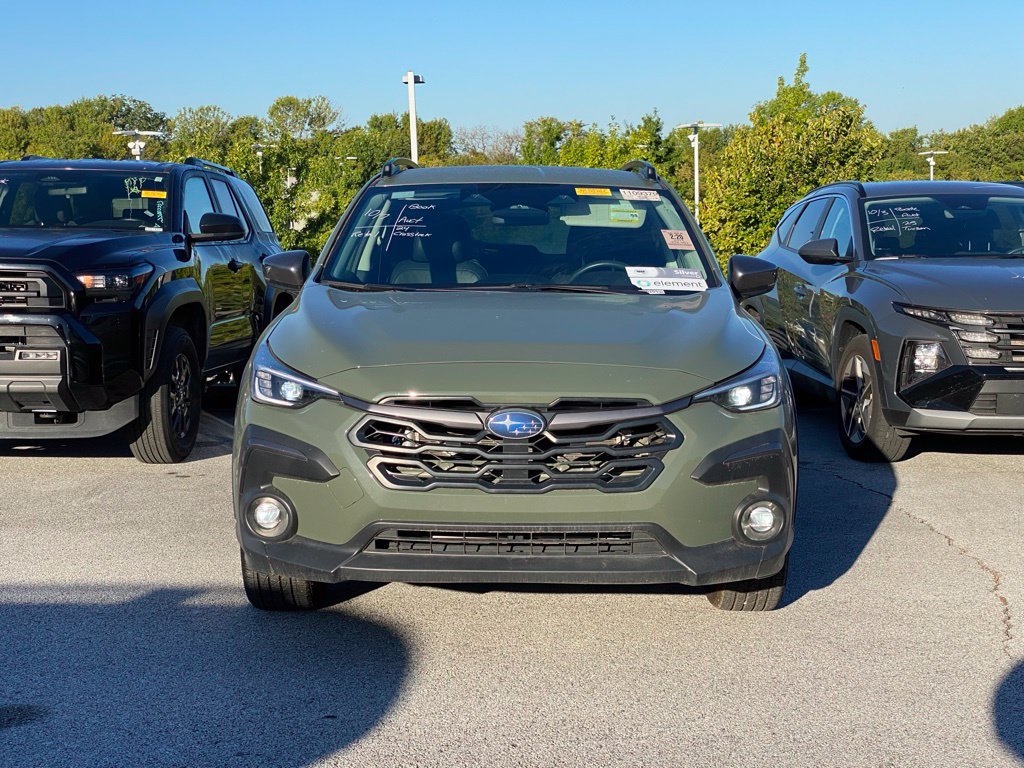 Used 2024 Subaru Crosstrek 2.5i Limited AWD/4WD image 2