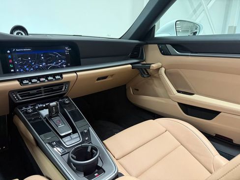 Certified 2024 Porsche 911 Carrera RWD image 21