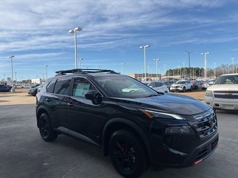 New 2026 Nissan Rogue Rock Creek image 5