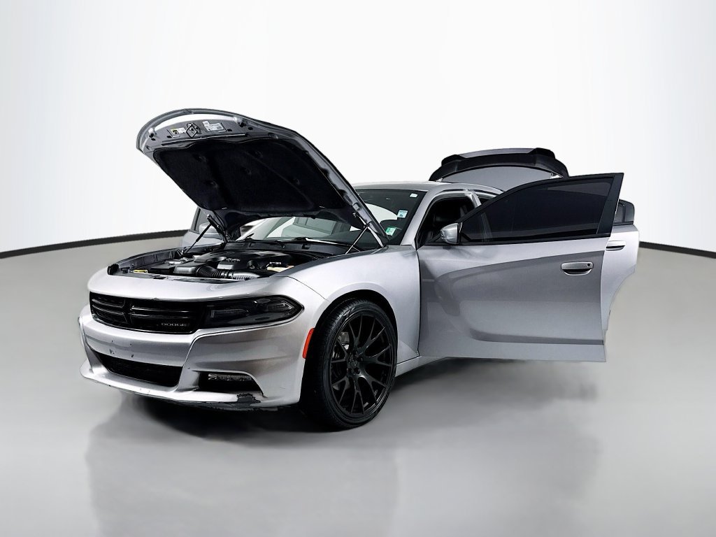Used 2016 Dodge Charger SXT w/ AWD Plus Group image 22