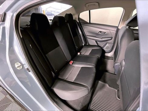 Used 2025 Nissan Sentra SV w/ Trunk Package image 37