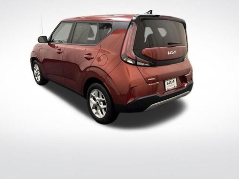 Certified 2023 Kia Soul LX w/ LX Technology Package FWD image 10