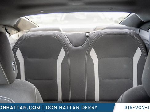 Used 2022 Chevrolet Camaro LT image 17