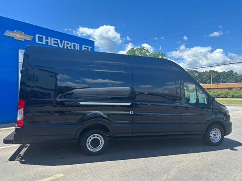 Used 2023 Ford Transit 250 148 High Roof Extended w/ Load Area Protection Package RWD image 14