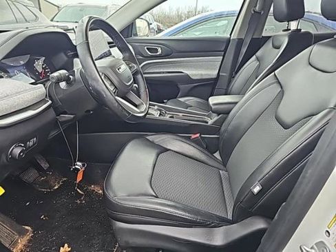 Used 2022 Jeep Compass Latitude w/ Convenience Group image 6