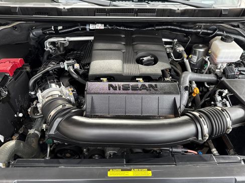 Used 2025 Nissan Frontier PRO-4X w/ Tow Package AWD/4WD image 24
