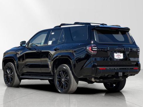 New 2025 Toyota 4Runner 4WD image 5