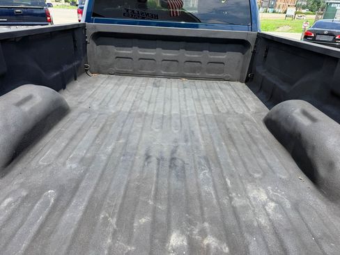 Used 2022 RAM 2500 Tradesman w/ Chrome Appearance Group RWD image 12