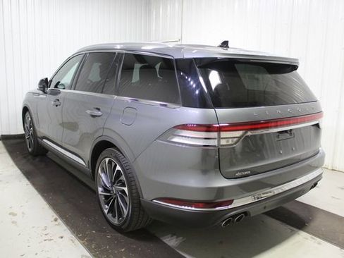 Used 2023 Lincoln Aviator Reserve w/ Equipment Group 201A RWD image 10