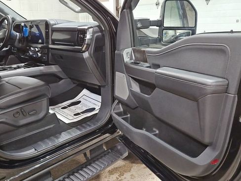 Used 2026 Ford F250 Lariat w/ Lariat Premium Package AWD/4WD image 16