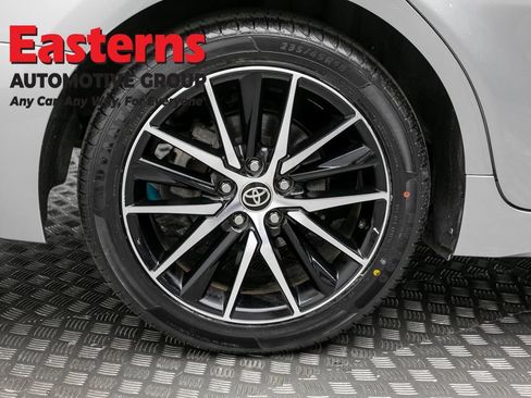 Used 2021 Toyota Camry SE w/ Carpet Mat Package (TMS) FWD image 29
