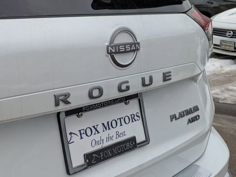 New 2026 Nissan Rogue Platinum w/ Tech Package image 13